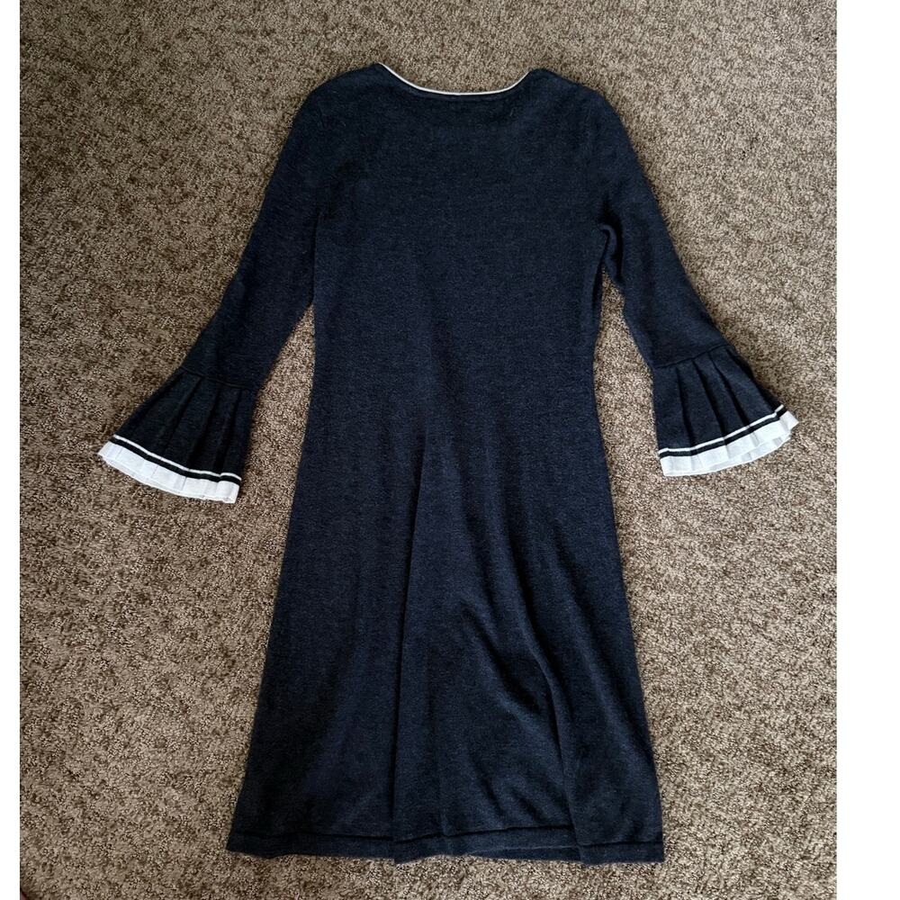 ADRIENNE VITTADINI charcoal gray white pleated merino wool flare sleeve dress - Picture 2 of 6